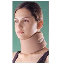 COLLARE CERVICALE OPPO A DENSITA' COMPATTA MISURA SMALL SUPPORTA LA COLONNA CERVICALE IN POSIZIONE NEUTRALE O ANATOMICA E PROVVEDE AD IMMOBILIZZARLA CHIUSURA IN VELCRO - Farmacia Murachelli Di Putelli dr. Giovanni