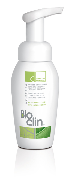 BIOCLIN ACNELIA MOUSSE 200 ML - Farmacia Murachelli Di Putelli dr. Giovanni