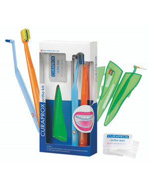 CURAPROX ORTHO KIT 1 SET COMPOSTO DA CS 5460 ORTHO+CS 1009 SINGLE+CPS ORTHO POCKET SET+ORTHO WAX - Farmacia Murachelli Di Putelli dr. Giovanni